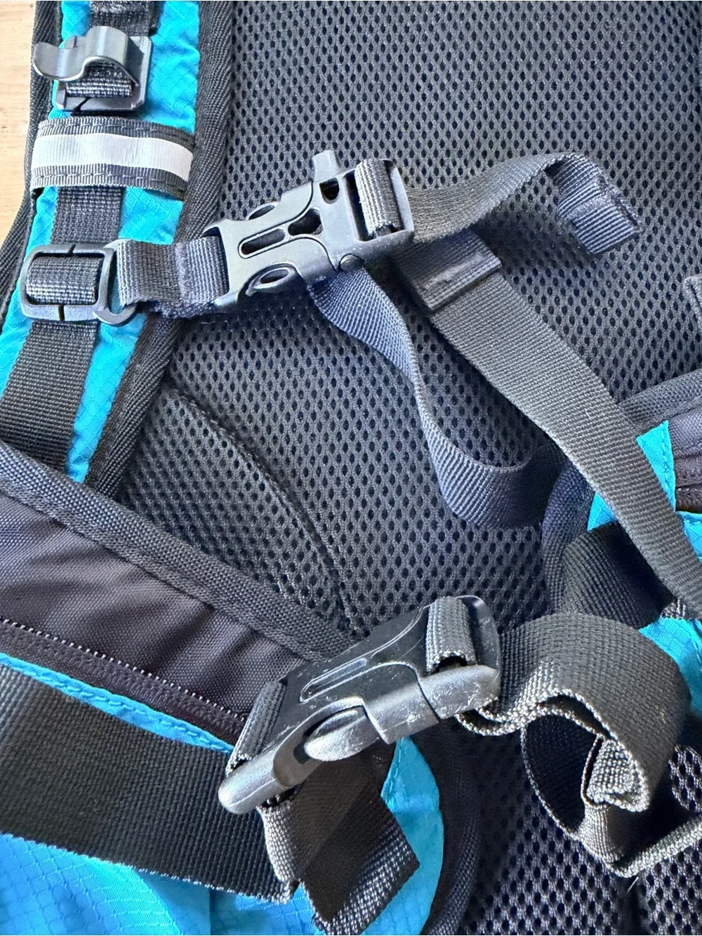 Miracol Hydration Pack Hiking Water Backpack Insulated Water Bag Blue